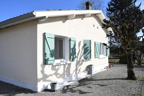 Cozy 3*** house. Quiet at the foot of the Pyrenees