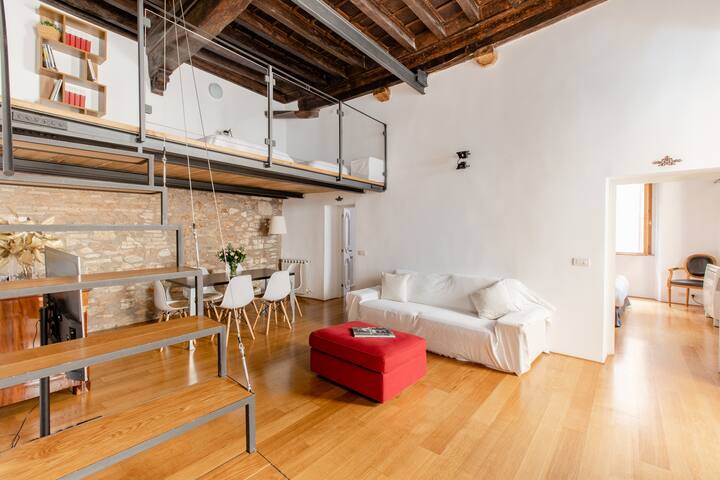 “VICOLO 32” cozy apt in the heart of city center