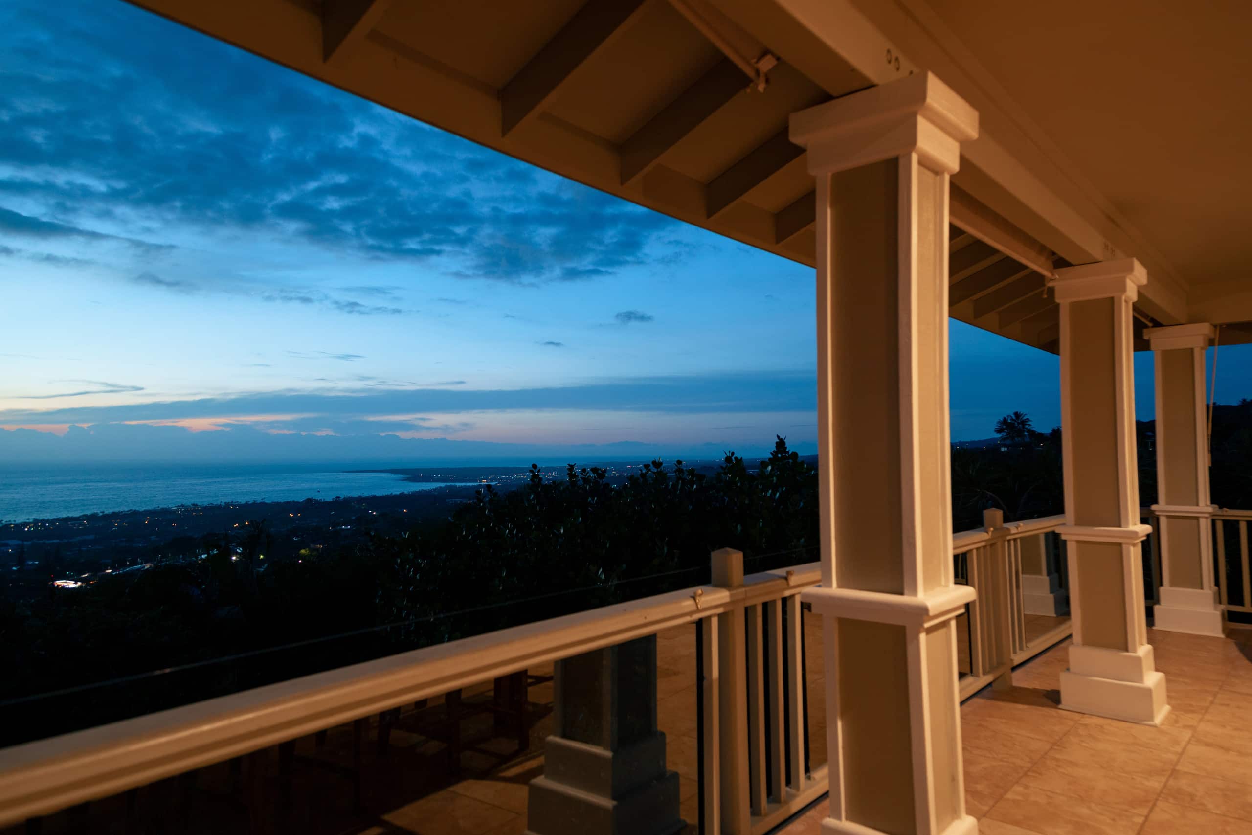 Home in Kailua-Kona · ★4.99 · 3 bedrooms · 3 beds · 2.5 baths - Image 25