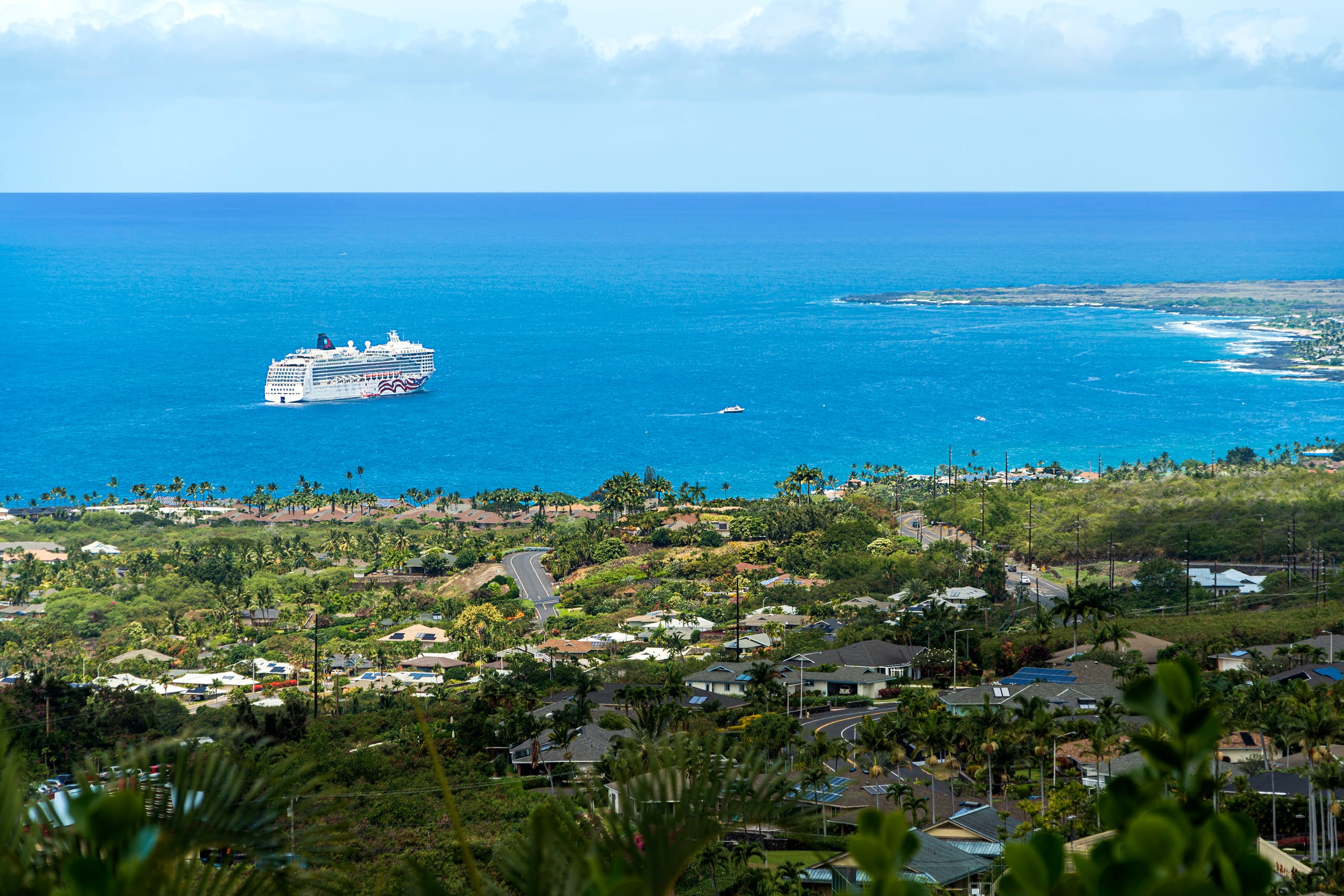 Home in Kailua-Kona · ★4.99 · 3 bedrooms · 3 beds · 2.5 baths - Image 36
