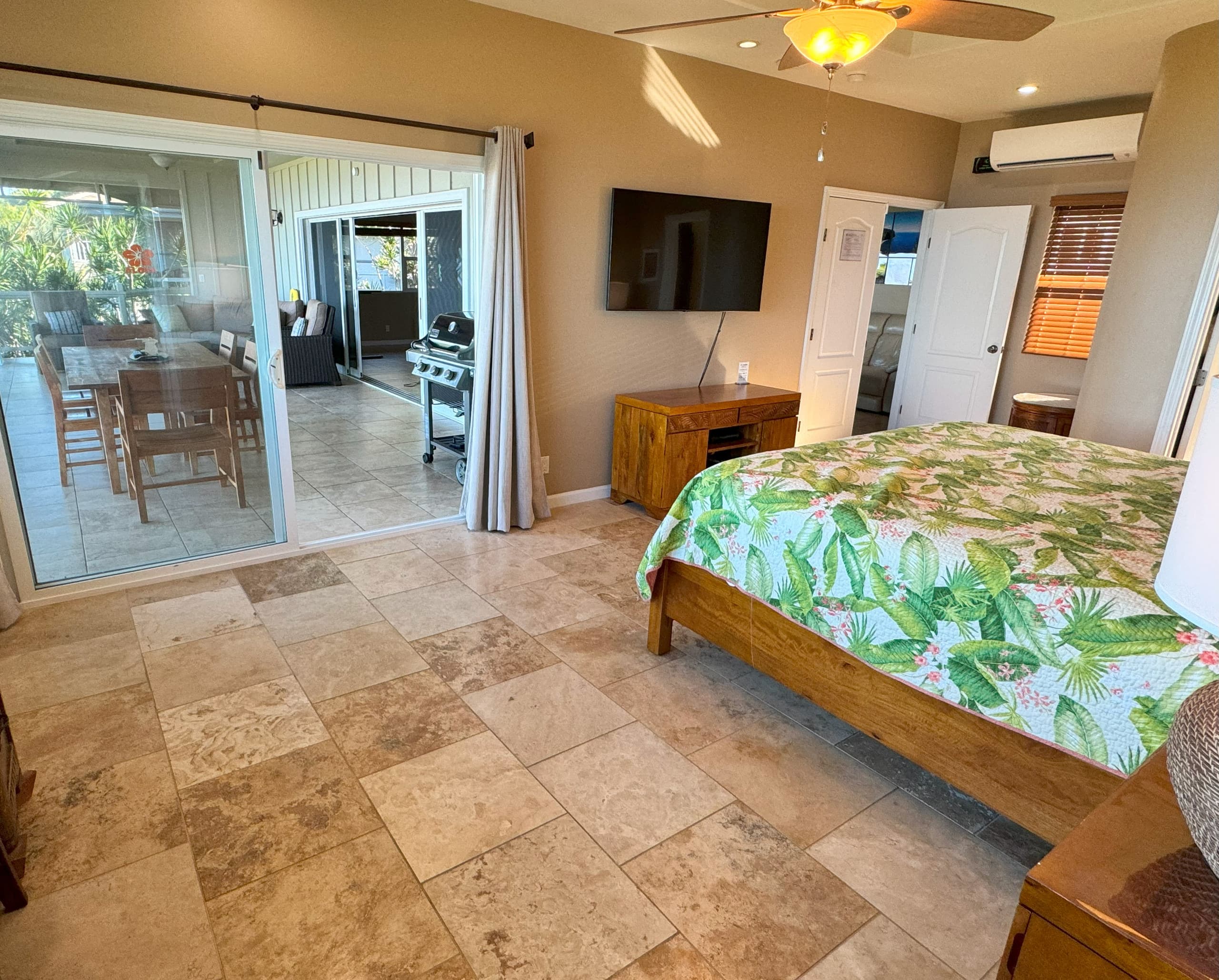 Home in Kailua-Kona · ★4.99 · 3 bedrooms · 3 beds · 2.5 baths - Image 13