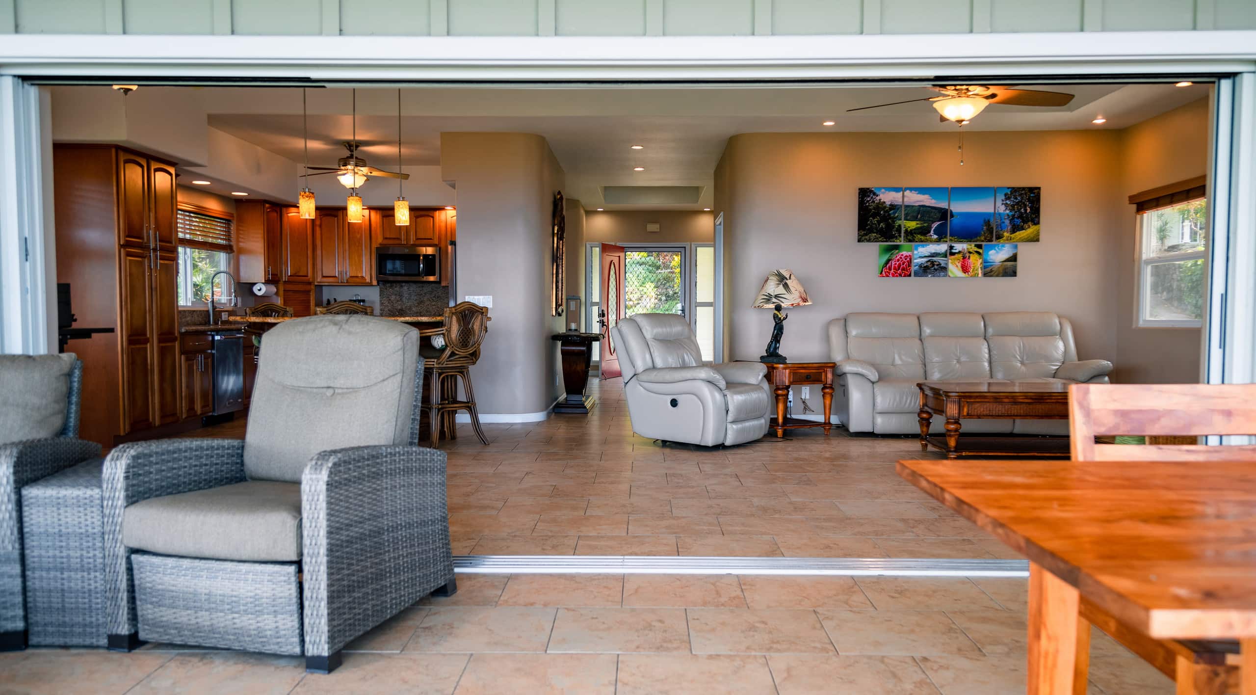 Home in Kailua-Kona · ★4.99 · 3 bedrooms · 3 beds · 2.5 baths - Image 2
