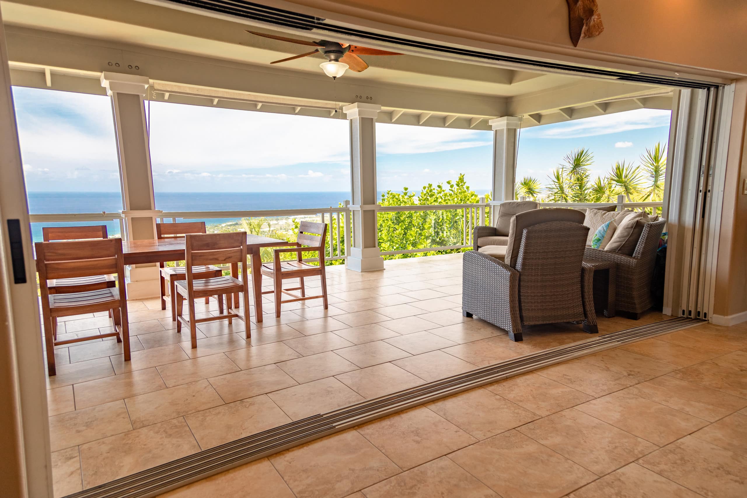 Home in Kailua-Kona · ★4.99 · 3 bedrooms · 3 beds · 2.5 baths - Image 24
