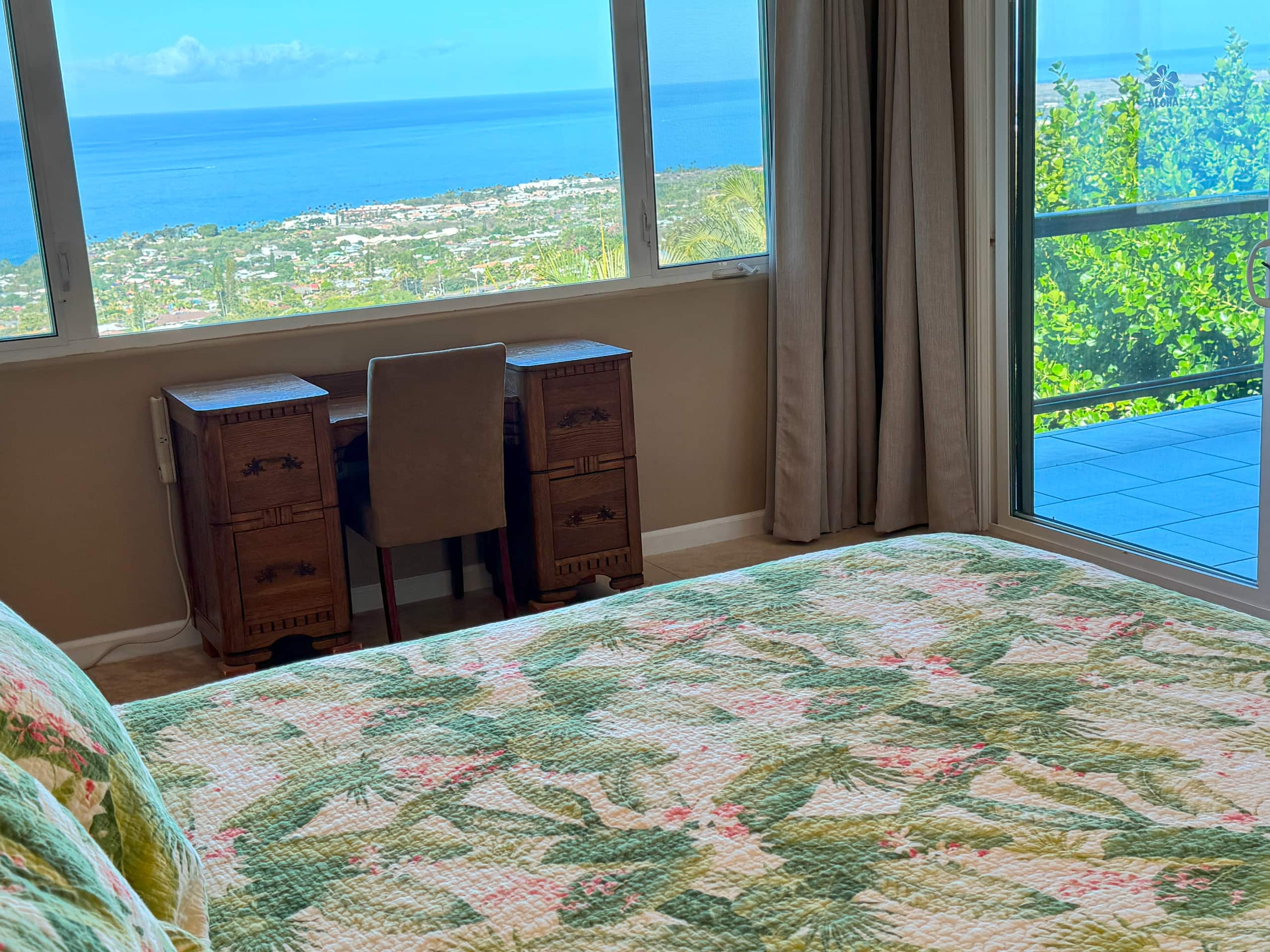 Home in Kailua-Kona · ★4.99 · 3 bedrooms · 3 beds · 2.5 baths - Image 14