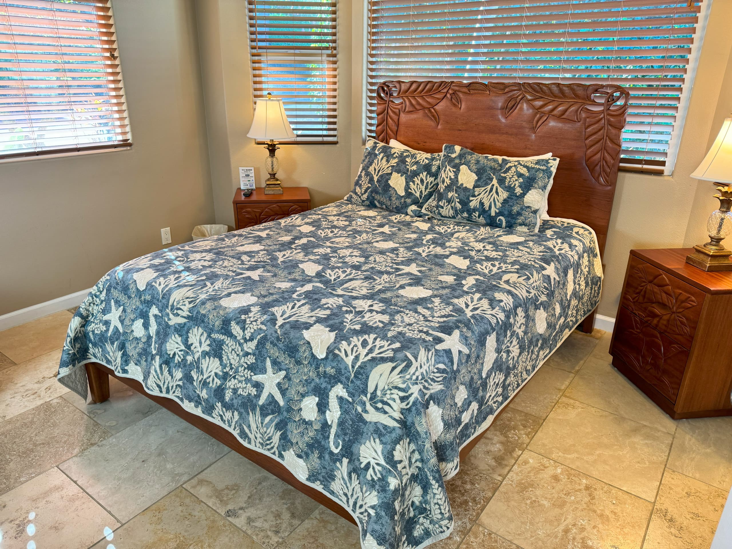 Home in Kailua-Kona · ★4.99 · 3 bedrooms · 3 beds · 2.5 baths - Image 19