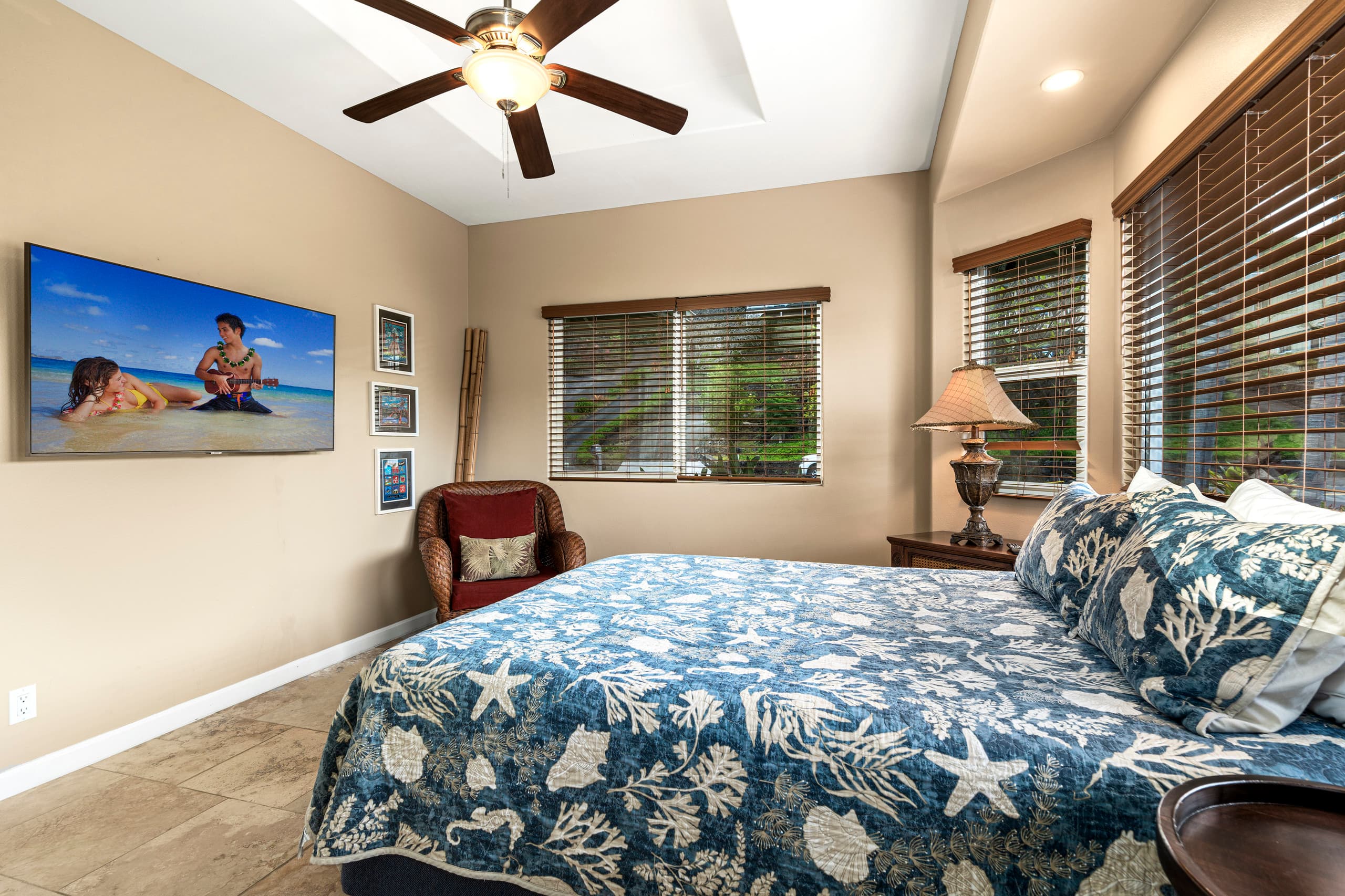 Home in Kailua-Kona · ★4.99 · 3 bedrooms · 3 beds · 2.5 baths - Image 18