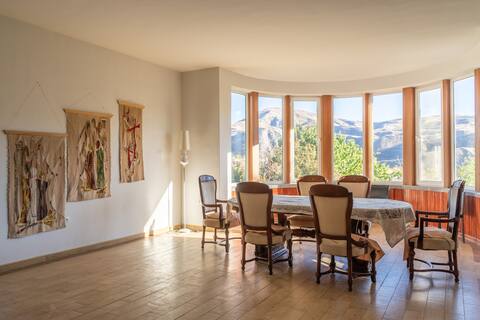 Panoramic Gallery House