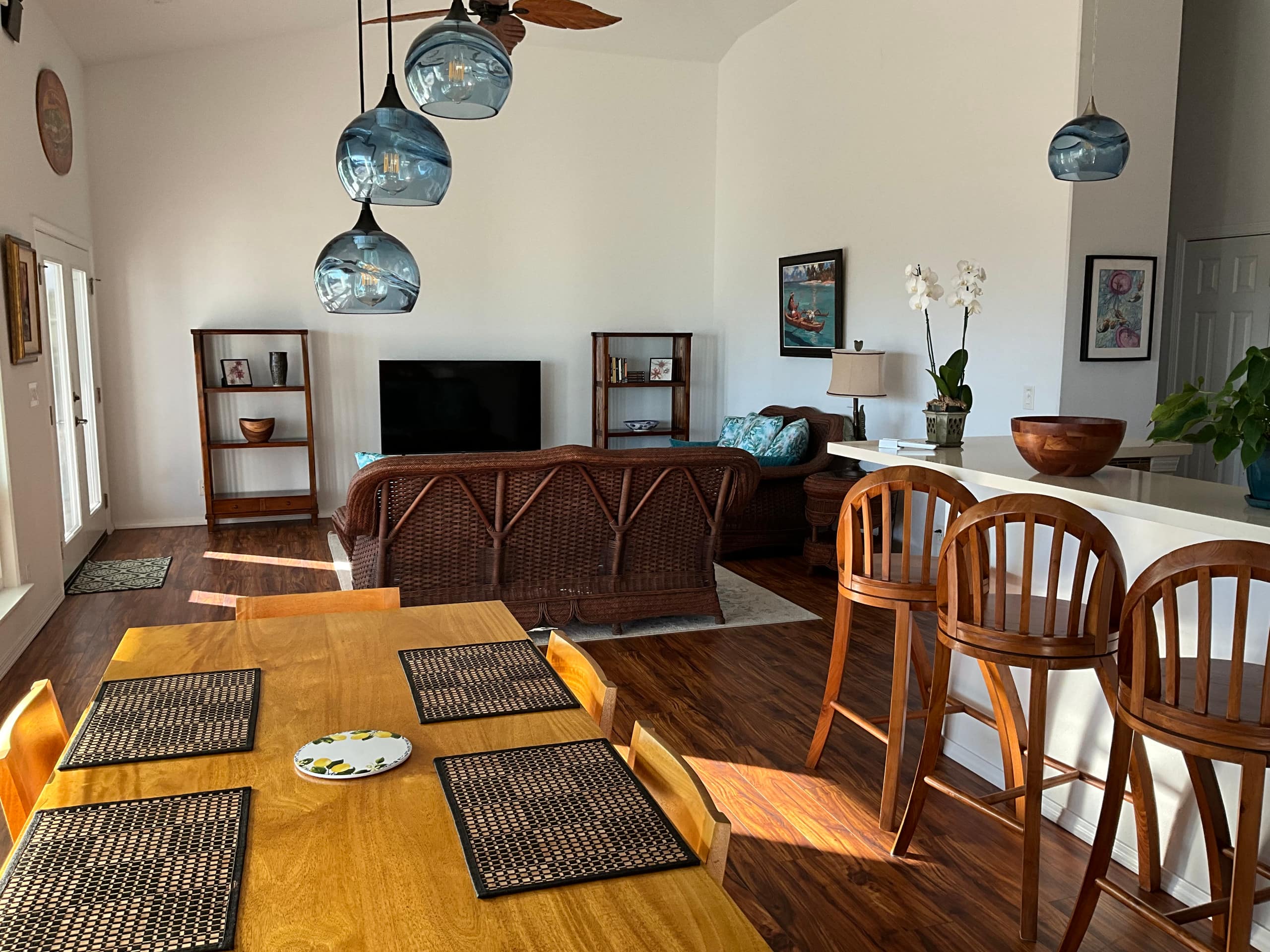 Home in Papaikou · ★4.97 · 2 bedrooms · 3 beds · 2 baths - Photo 17