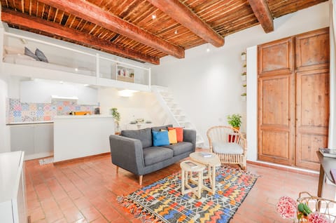 Aix Very Central and Cosy | Free Netflix