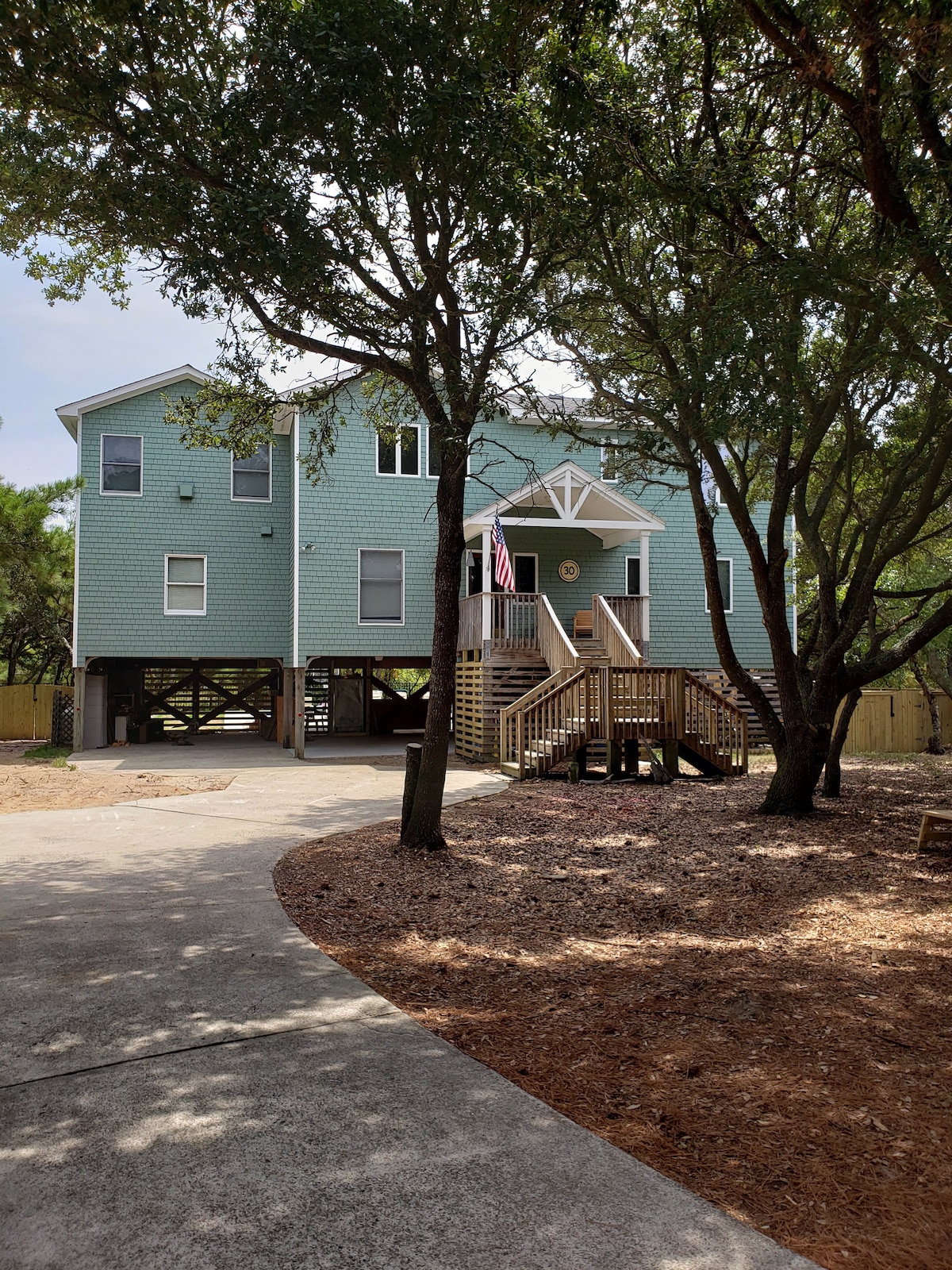 Beautiful Oceanside Home
Friday-Friday Turnover