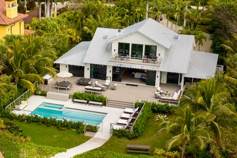 White Orchid Beach front 4 BR / 4 BA House w/ Pool
