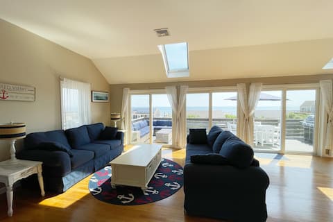 Top Airbnb: Anchored Views in Sandwich