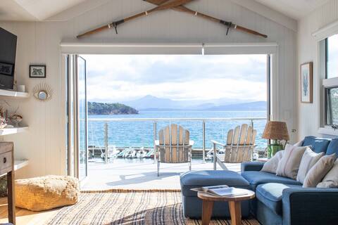 Bruny Boathouse