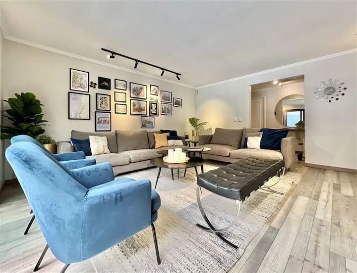 Casa Remodelada Junto Al Mall Paseo Los Dominicos - Las Condes