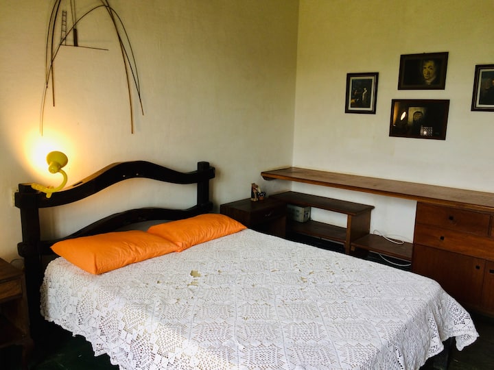 DORMITORIO 3, CON 1 CAMA DOBLE y 1 CAMA INDIVIDUAL.