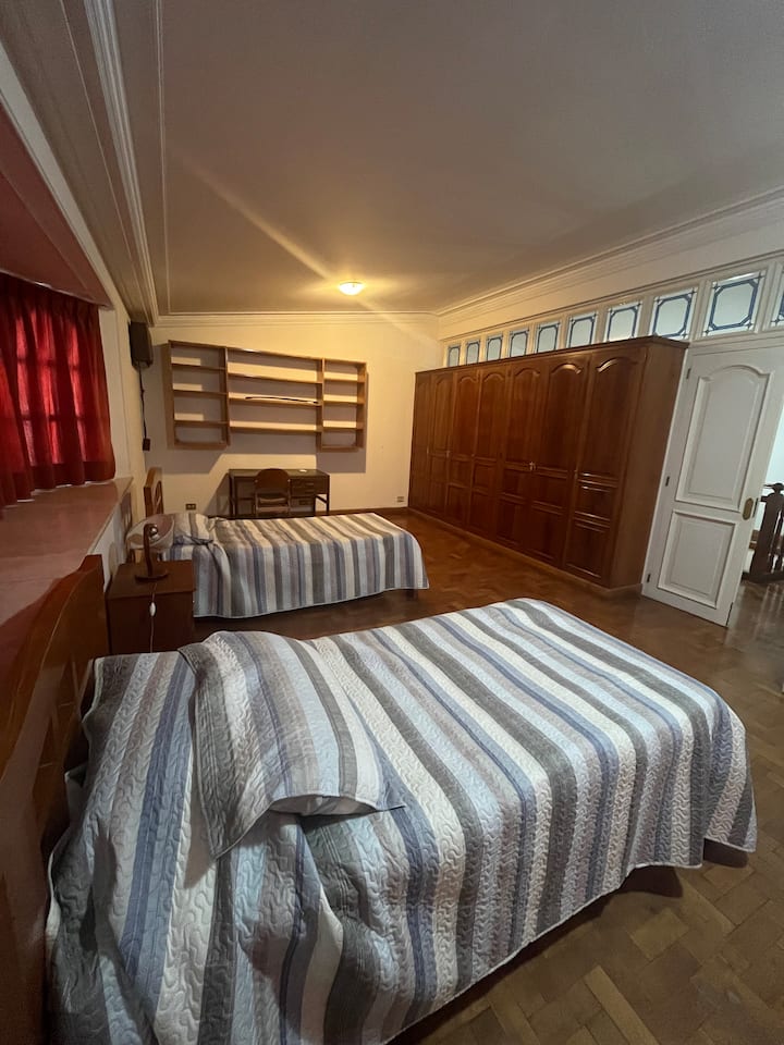 חדר 2 -1 קומה