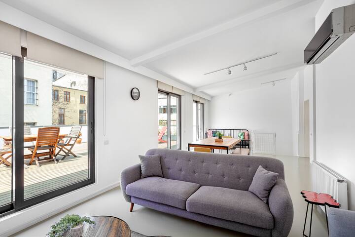 Duplex Two Bedroom with Terrace in Galata (A22) gallery image 2