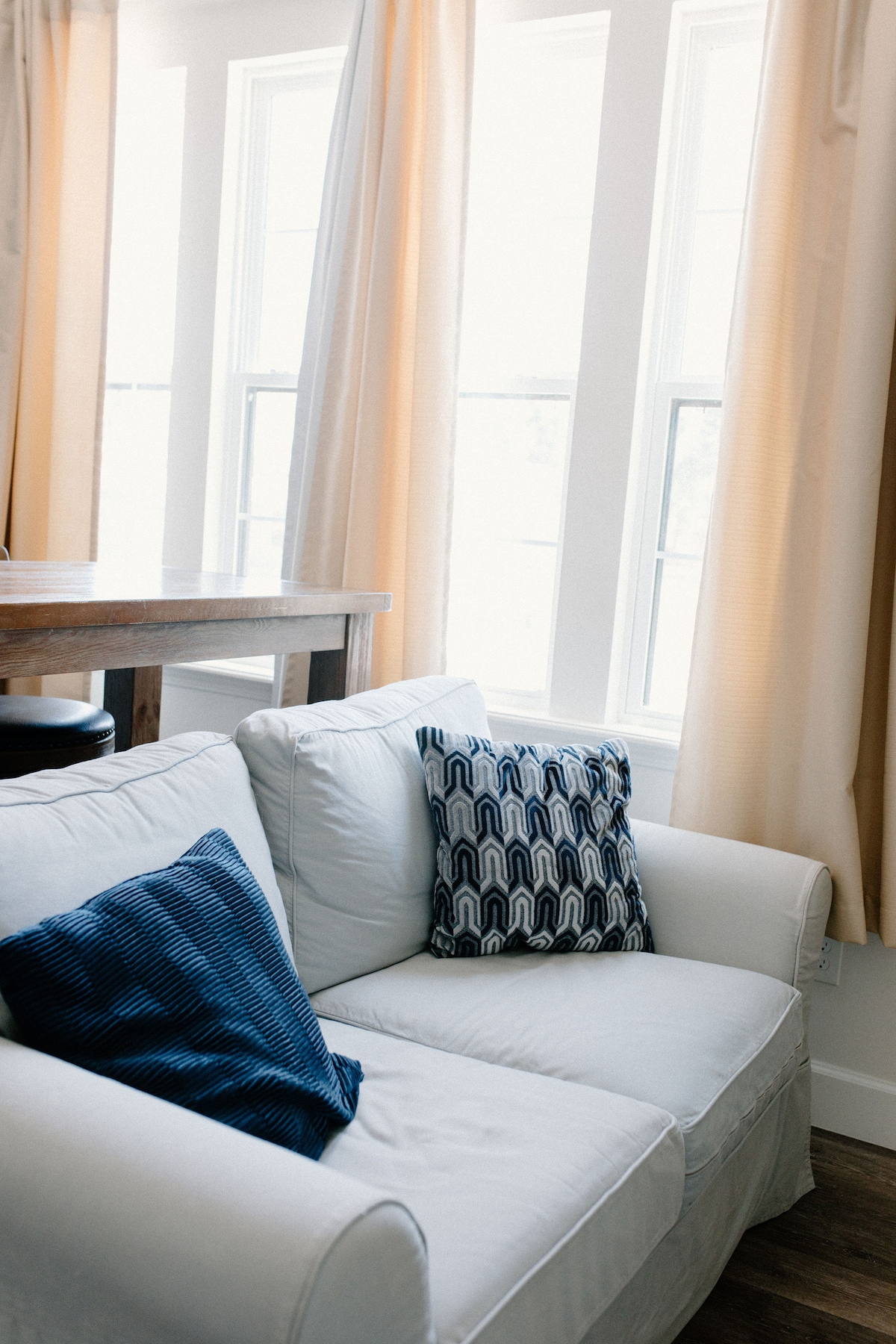 Top Airbnb: The Petite Retreat- Walk to Mayo Clinic! in Isle Of Palms