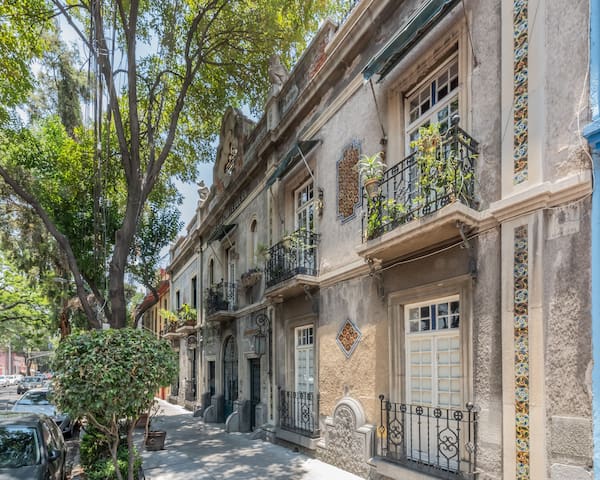 Casa Antequera. Historic building Private terrace