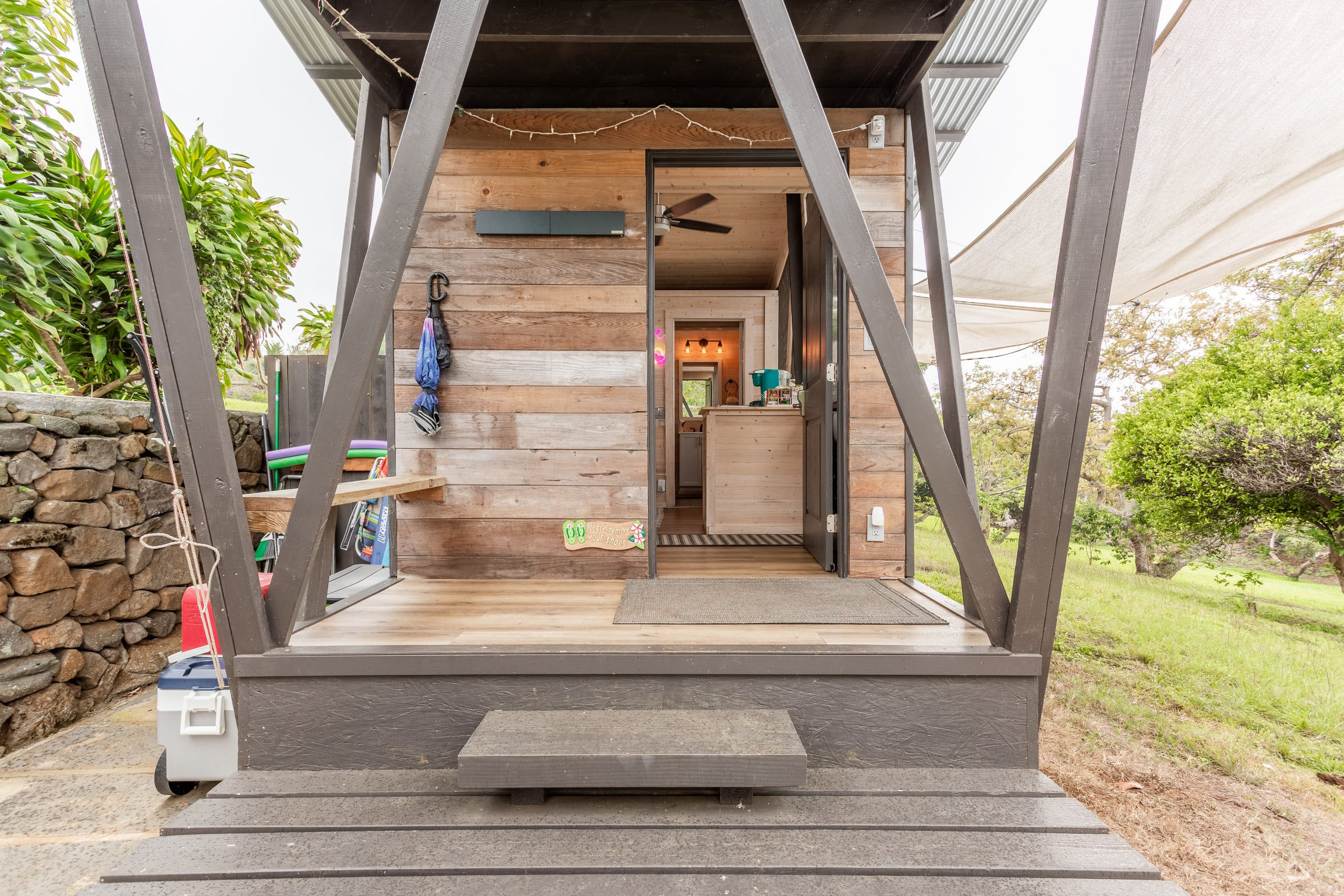 Love Kona farm life Superstar Truss Cabin - Photo 16