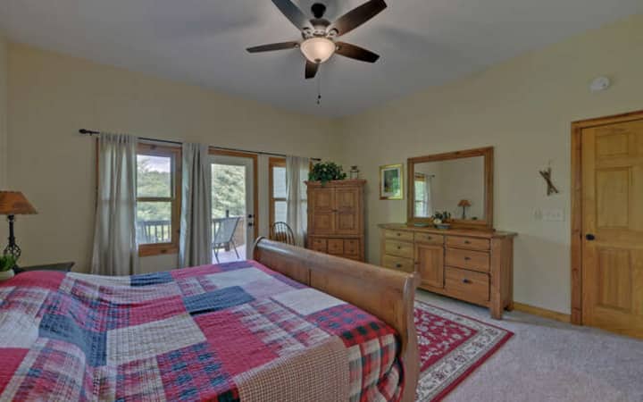 chumba cha kulala cha msingi