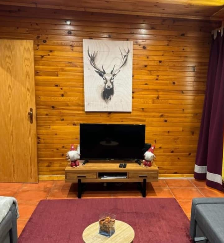 Mountain Lodge T3 Duplex Wolf's Lair