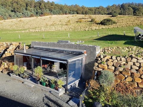 Huon Burrow- Underground, WaterViews