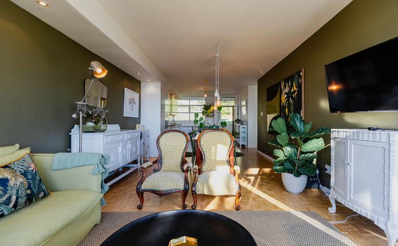 Unbeatable views of the city gallery image 2