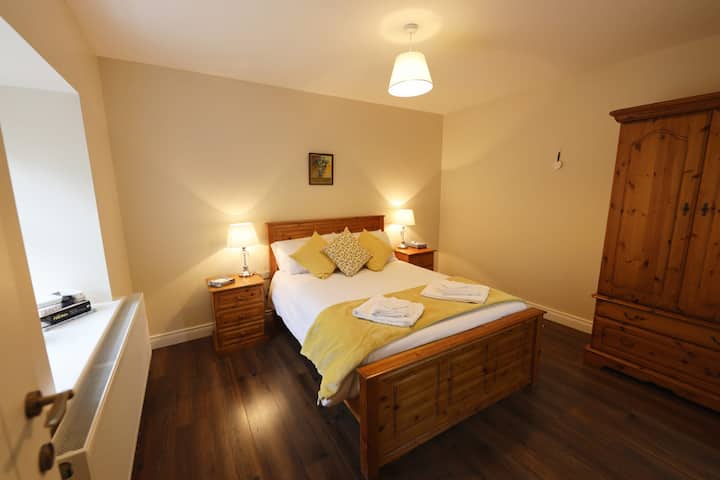 Dormitorio 1, habitación doble con baño privado.