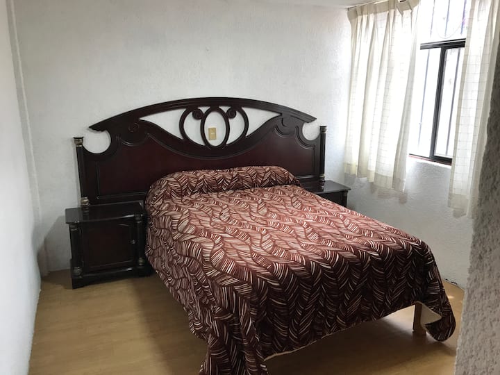 Удобна и светла соба со двоен кревет