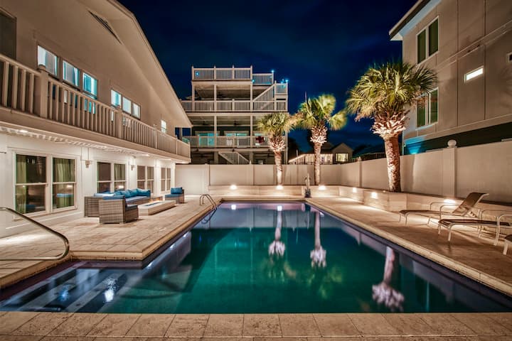 WatersWave- Beachfront Home, Private Swimming Pool - Houses for Rent in
