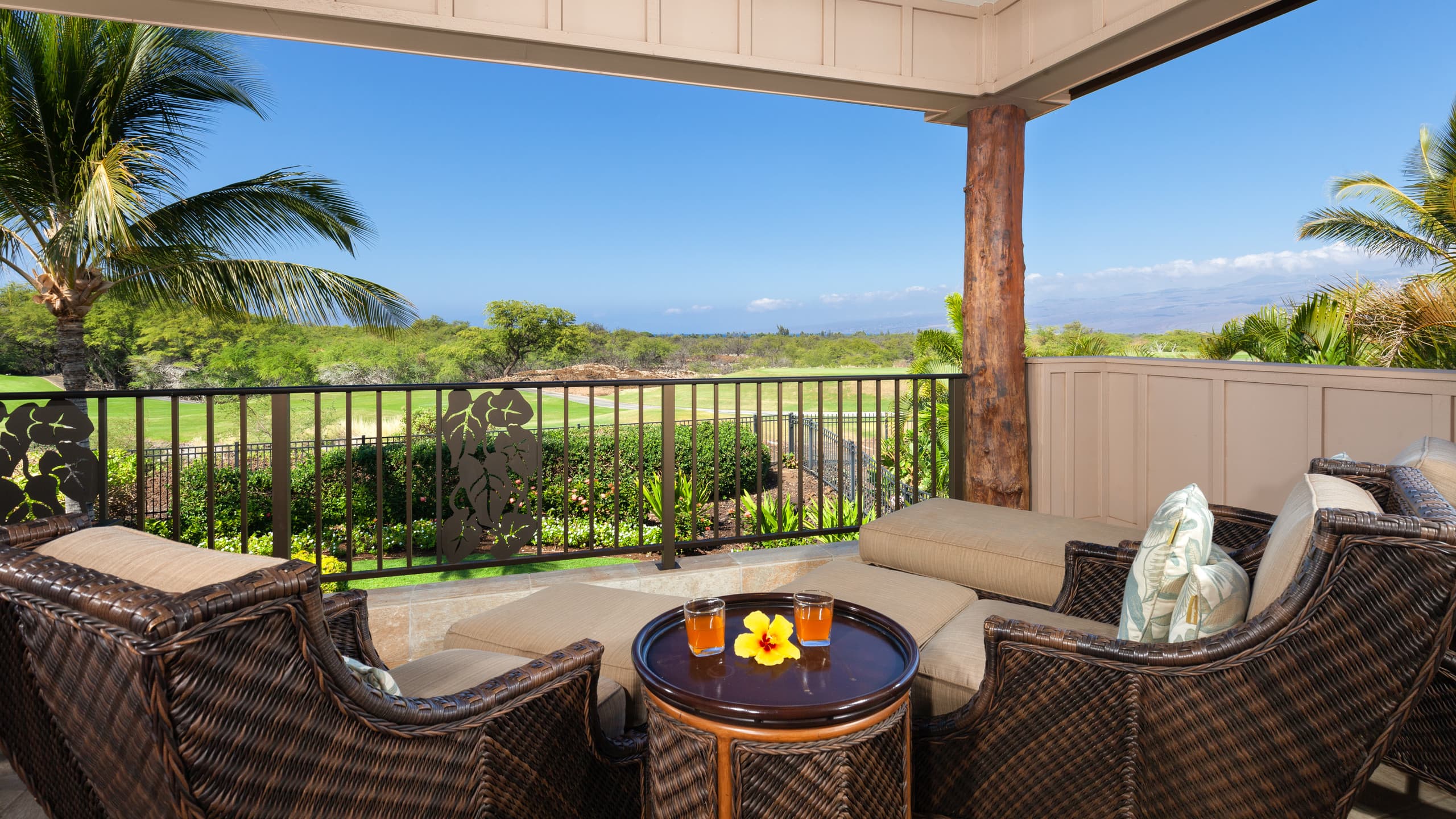 Home in Waimea · ★4.7 · 3 bedrooms · 6 beds · 3 baths - Image 2