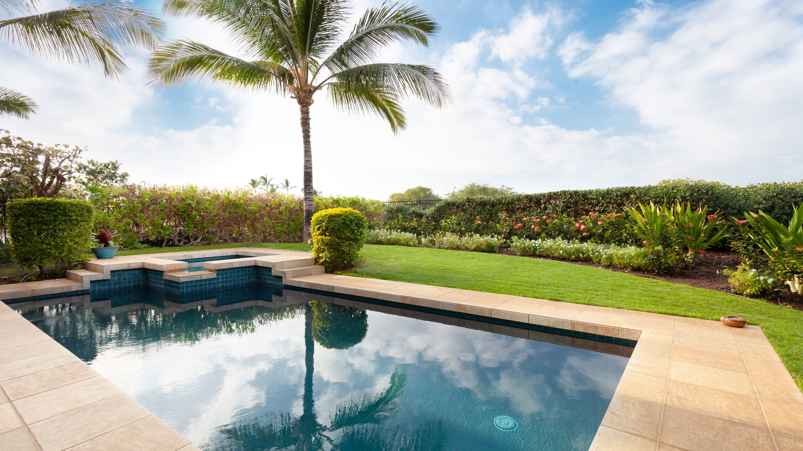 Home in Waimea · ★4.7 · 3 bedrooms · 6 beds · 3 baths - Image 3