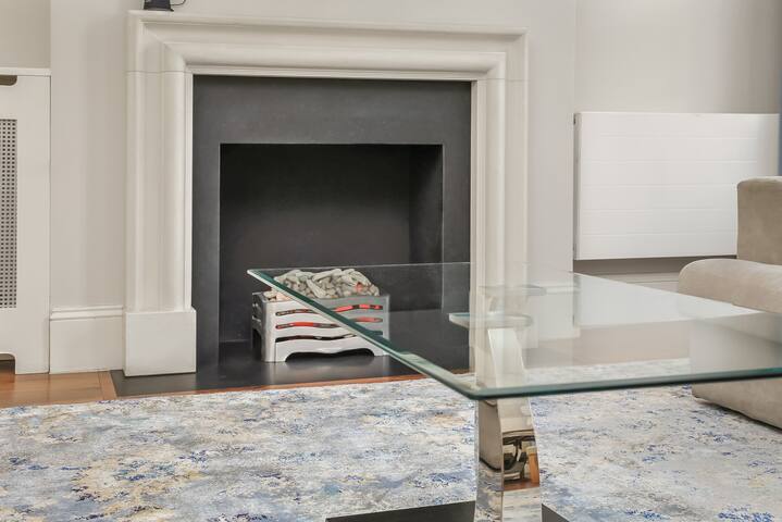 Large family apartment with terrace gallery image 3