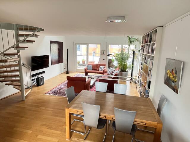 Deluxe Inner City Penthouse, Rooftop Residence gallery image 2