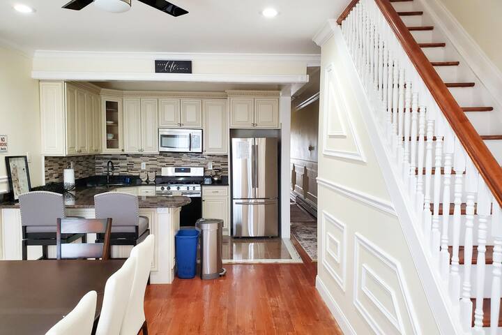 18-2 flr Duplex Comfortable Quality Cribs gallery image 3