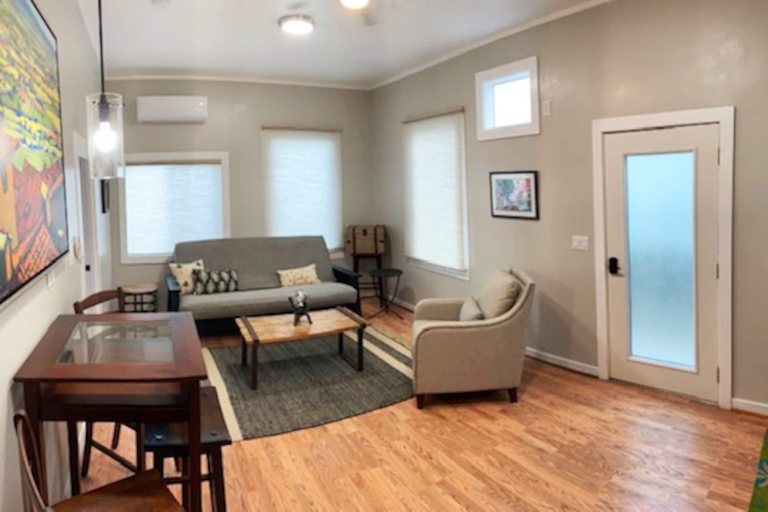 Home in Wailuku · ★4.86 · 1 bedroom · 2 beds · 1 bath - Image 6