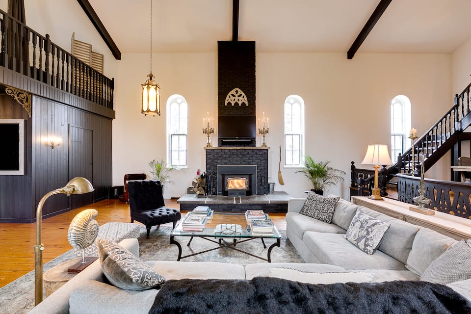 The Prince Edward County Church, on the Bay of Quinte, Prince Edward County, Ontario, Canada, photo 4 of 10