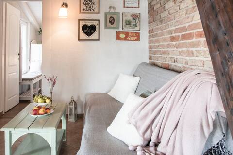 Top Airbnb: Charming house "Parma" with pool and private beach in Lozovac