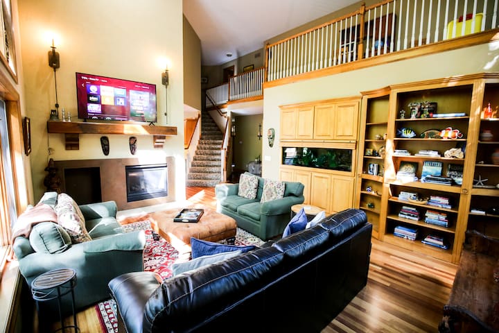 The Big Brick Mansion By Lux Life gallery image 2