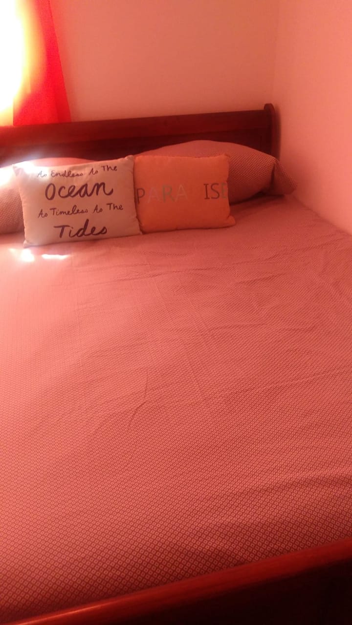 Posteľ veľkosti Queen