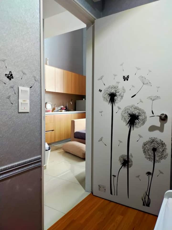 Stanza 2 

2 letti singoli matrimoniali piccoli