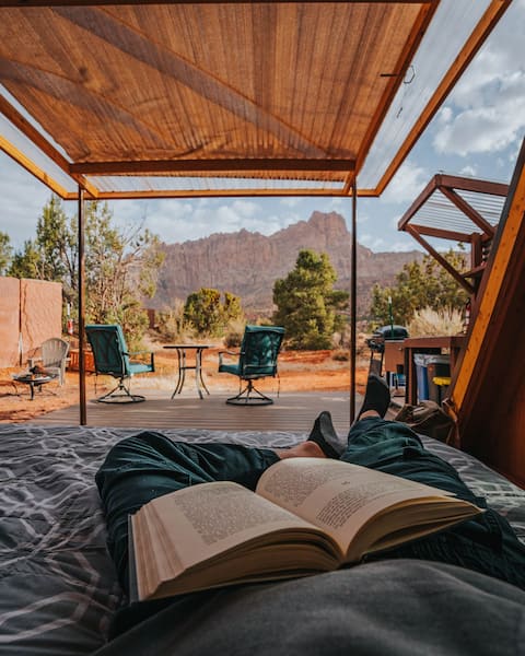 Narrows A-Frame: Hot Tub Views, Near Zion & Bryce