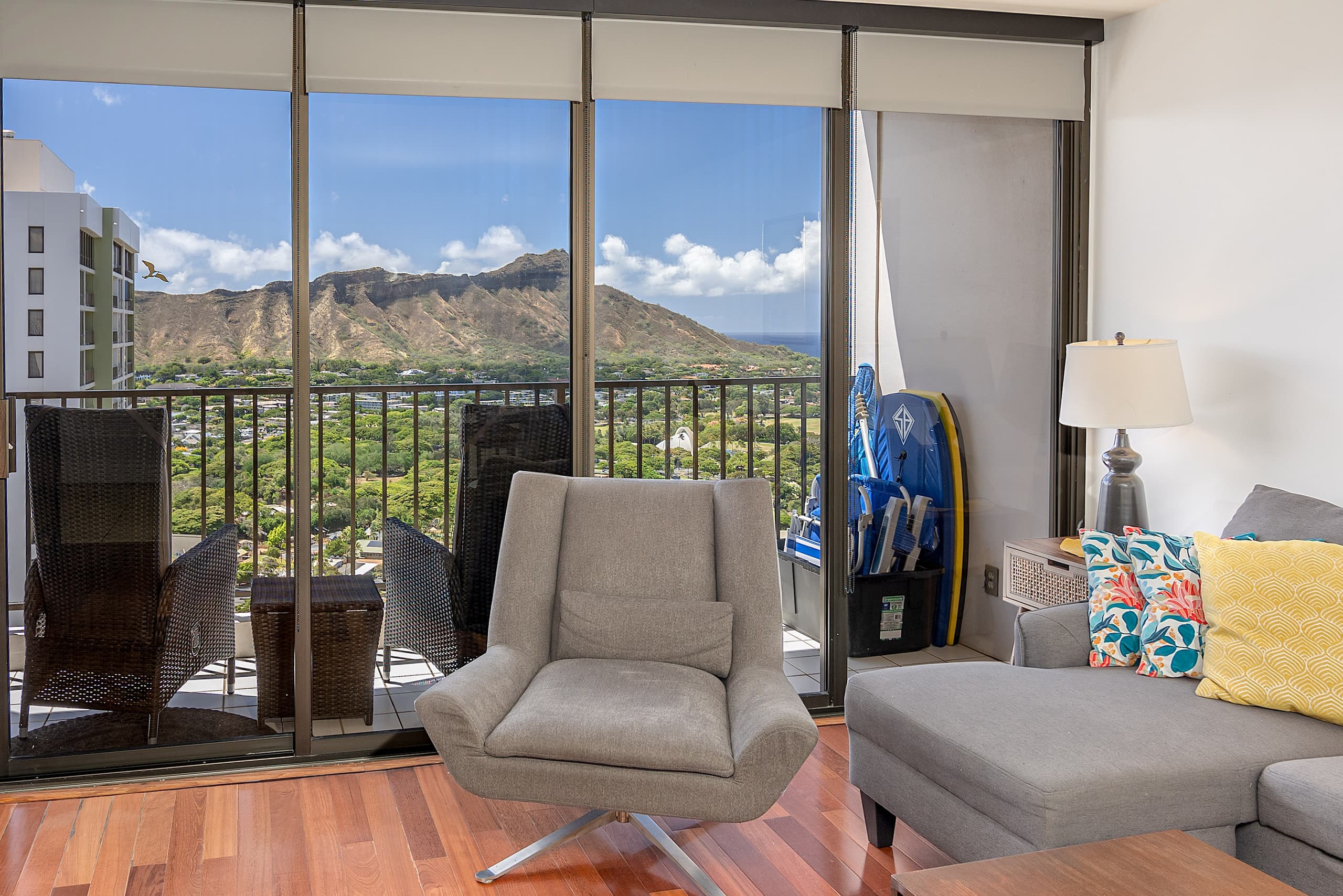 Condo in Honolulu · ★4.85 · 1 bedroom · 3 beds · 1 bath - Image 9