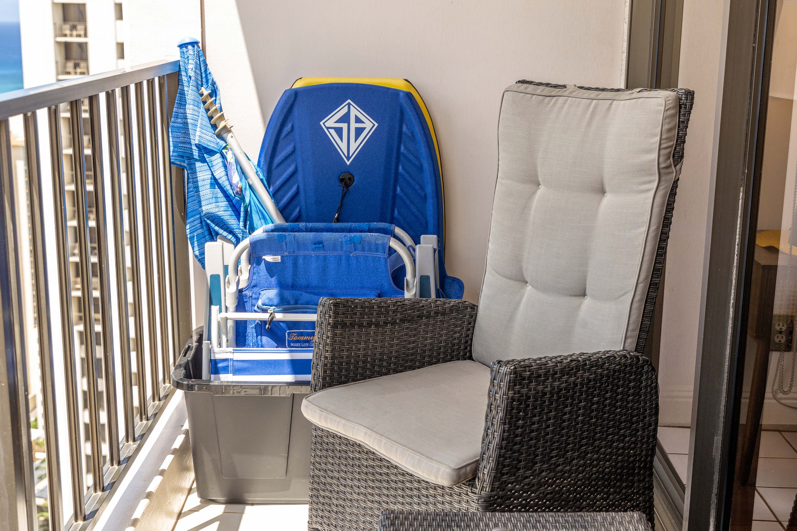 Condo in Honolulu · ★4.85 · 1 bedroom · 3 beds · 1 bath - Image 19
