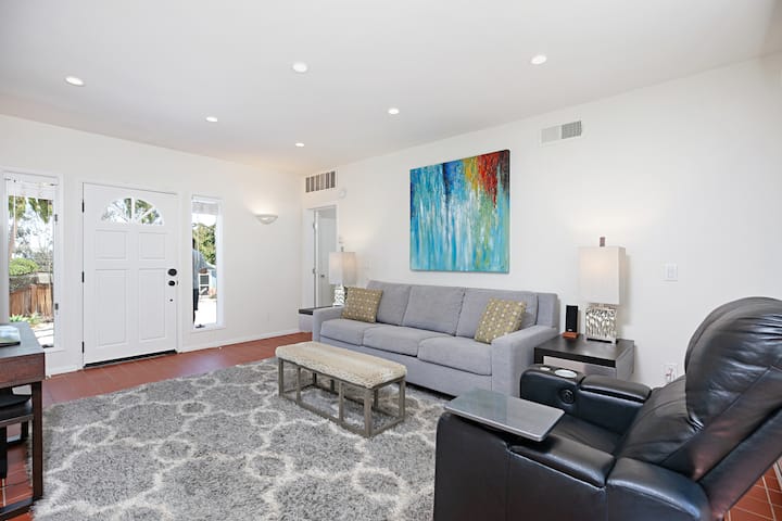 Bright and light.  Individually controlled thermostats control heating and cooling in the bedrooms, living room, and dining room.