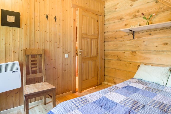 1 เตียงเดี่ยว 1 เตียงคู่