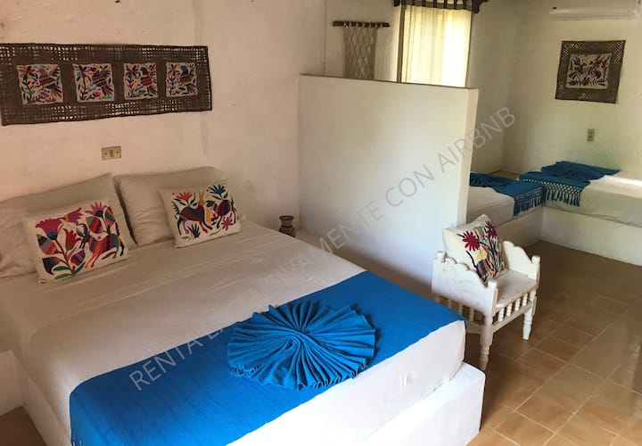 חדר 3 (קומה עליונה)