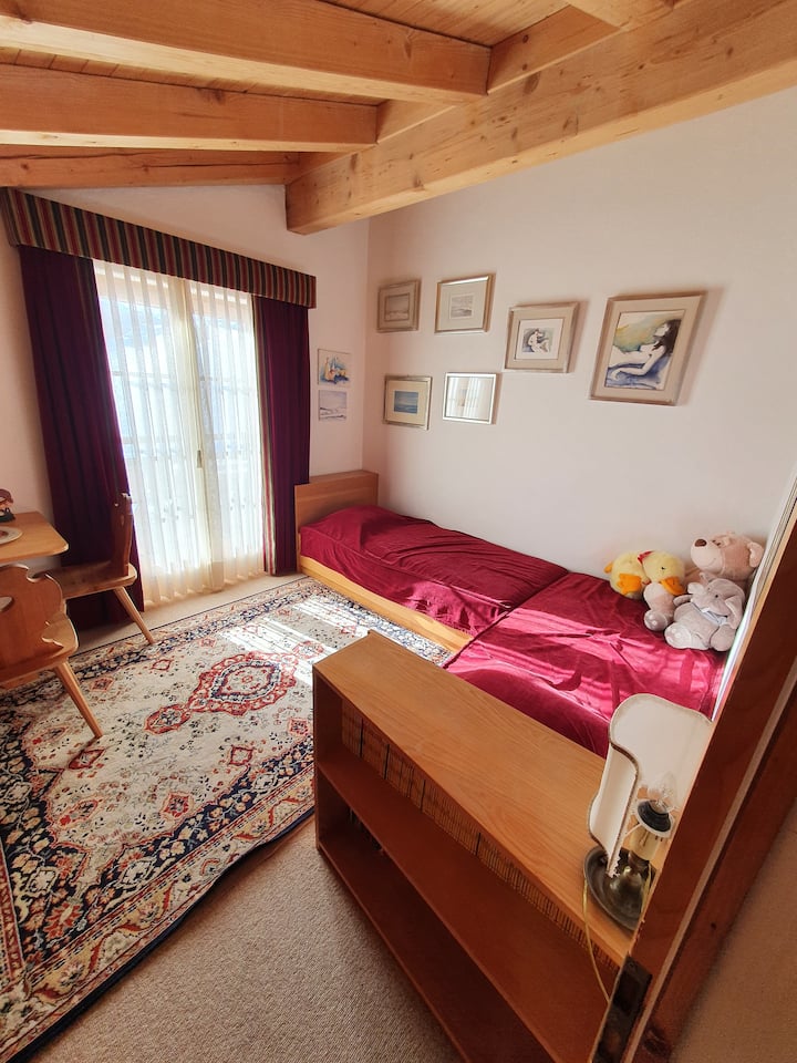 საძინებელი 2