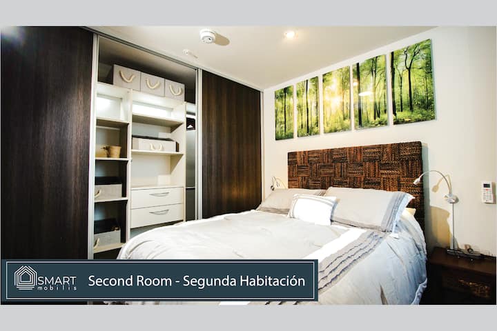 Marriott style full bed with pillow menu will garantee a full night of sleep after your sightseeing or workout in Costa Rica.  
Equipped with desk and 43” Intelligent TV and independent AC..